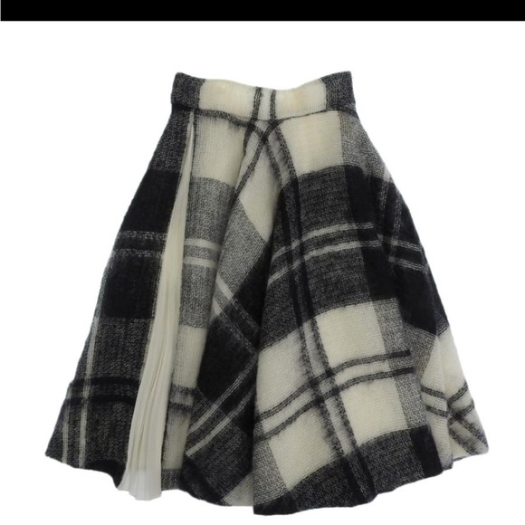 Christian Dior Mid length Draped Mohair Wool and Silk Skirt - Picture 2 of 9